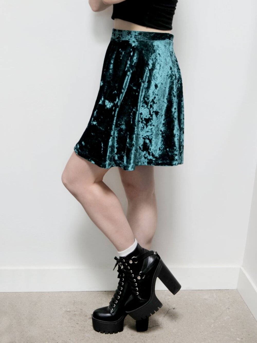 Y2K Emerald Green Crushed Velvet Skater Skirt, Whimsigoth Stretch Waist - Picture 3 of 4